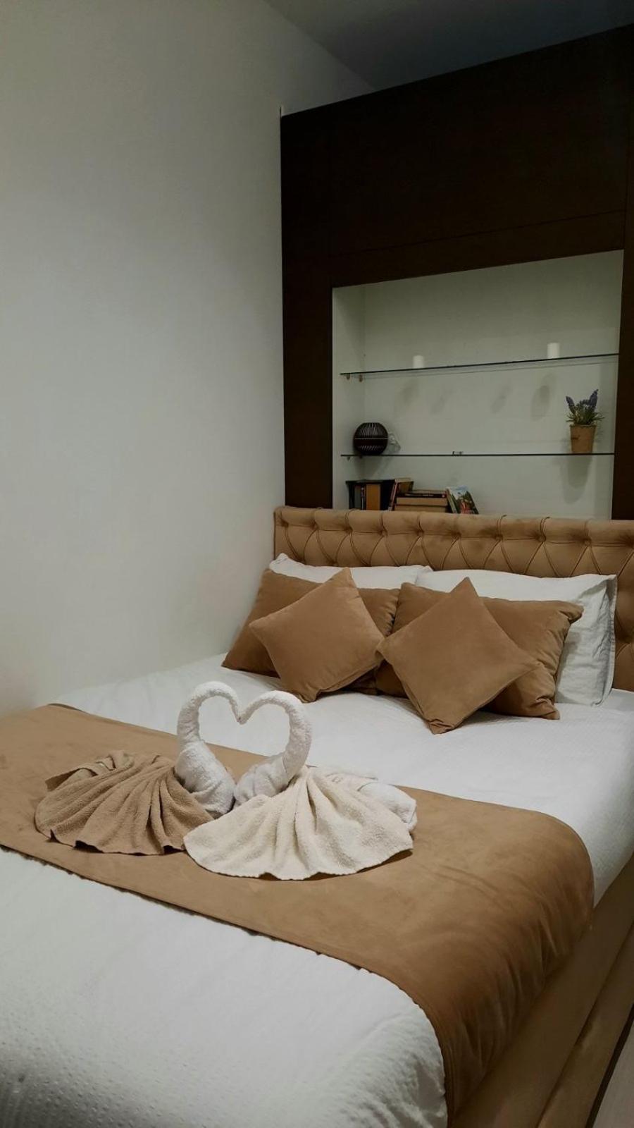 Tim Apartment Sarajevo With Private Parking Exterior photo